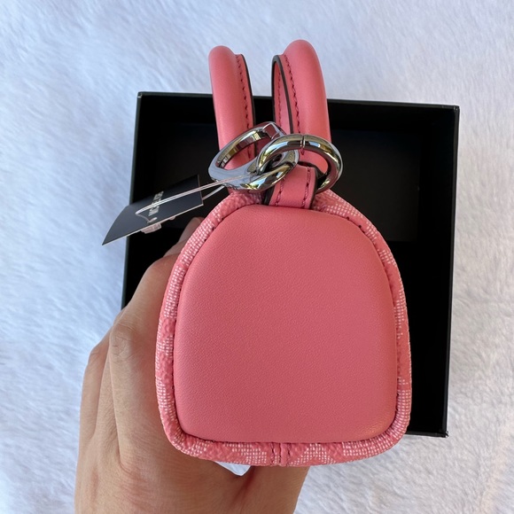 LAST ONE‼️Michael Kors Micro Duffle Keychain - Picture 7 of 8